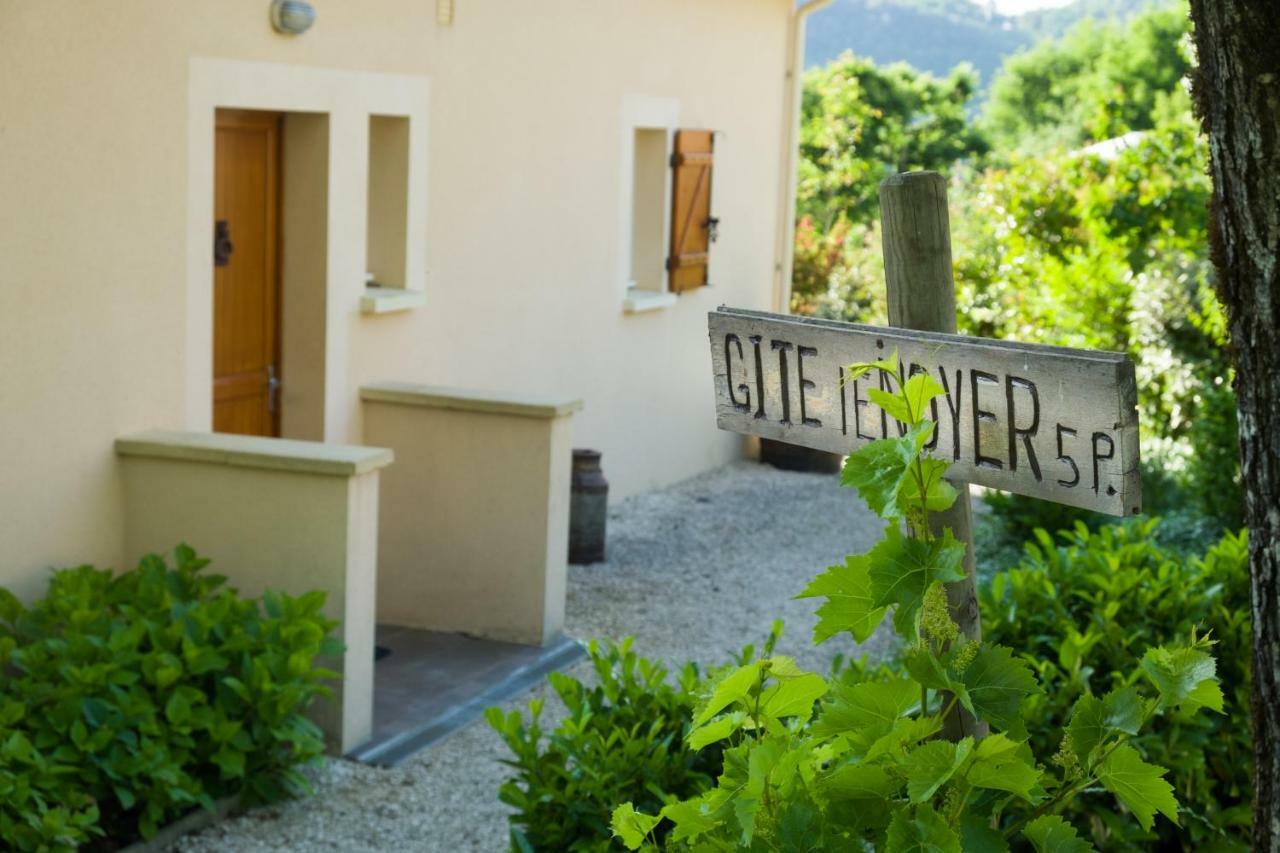 Gite Le Noyer - L'Ancien Vignoble Saint-Julien-de-Lampon Esterno foto